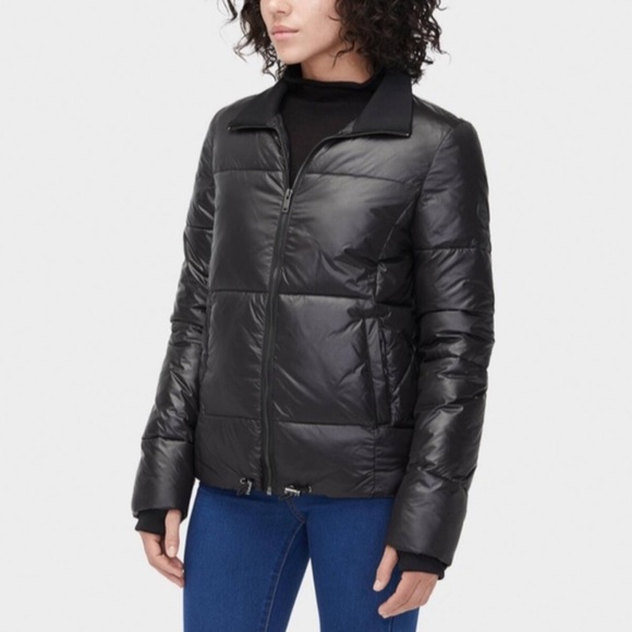 Ugg Izzie Puffer Jacket in Black Size Small - Picture 2 of 15